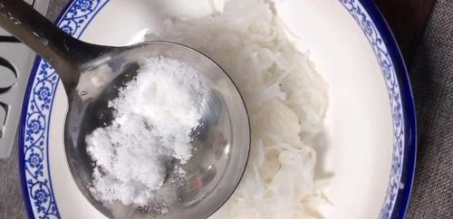 酸蘿卜炒粉條 香辣爽滑，酸甜開胃的家常美味